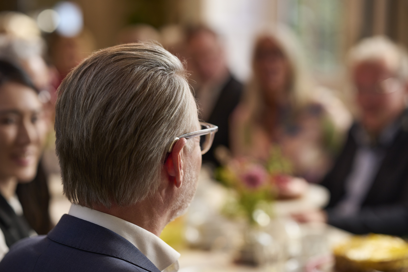 ReSound Nexia: dining table