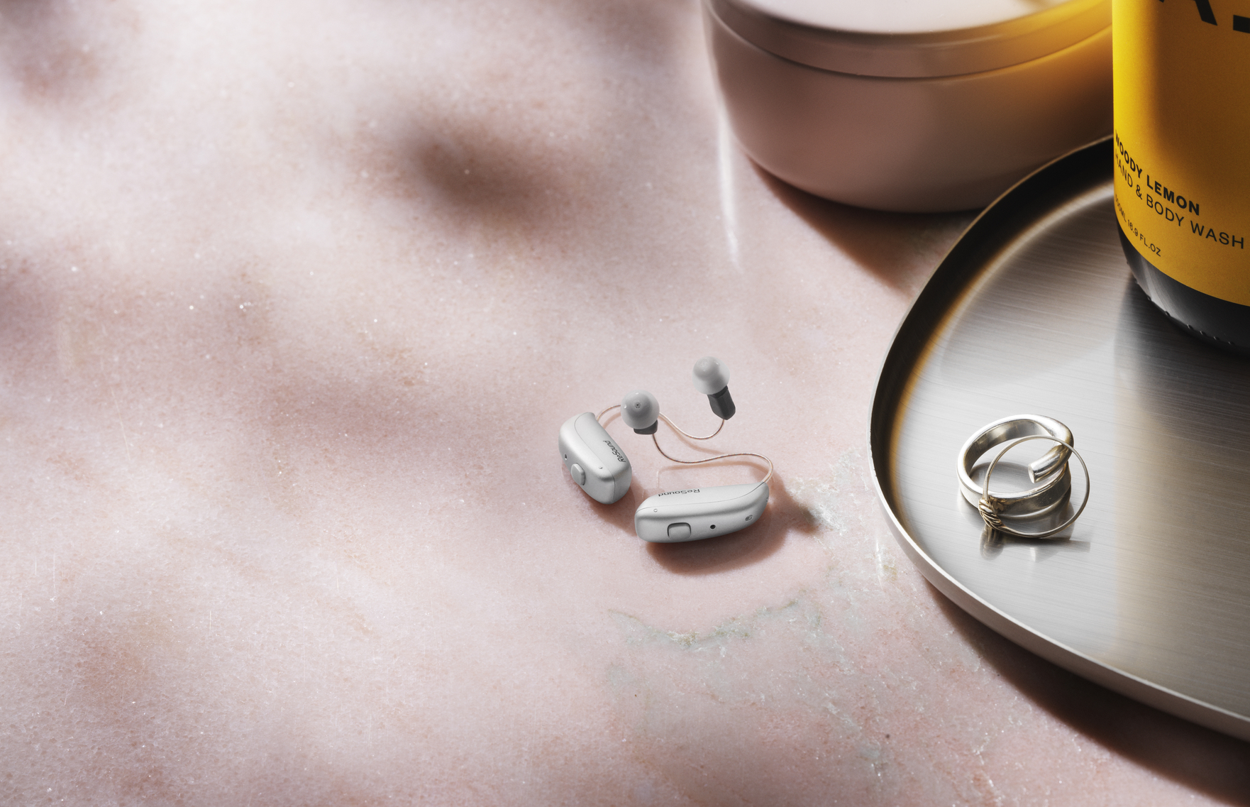 Aides auditives avec écouteur dans l'oreille | ReSound