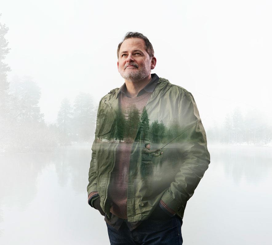 Uomo con braccia incrociate | Resound